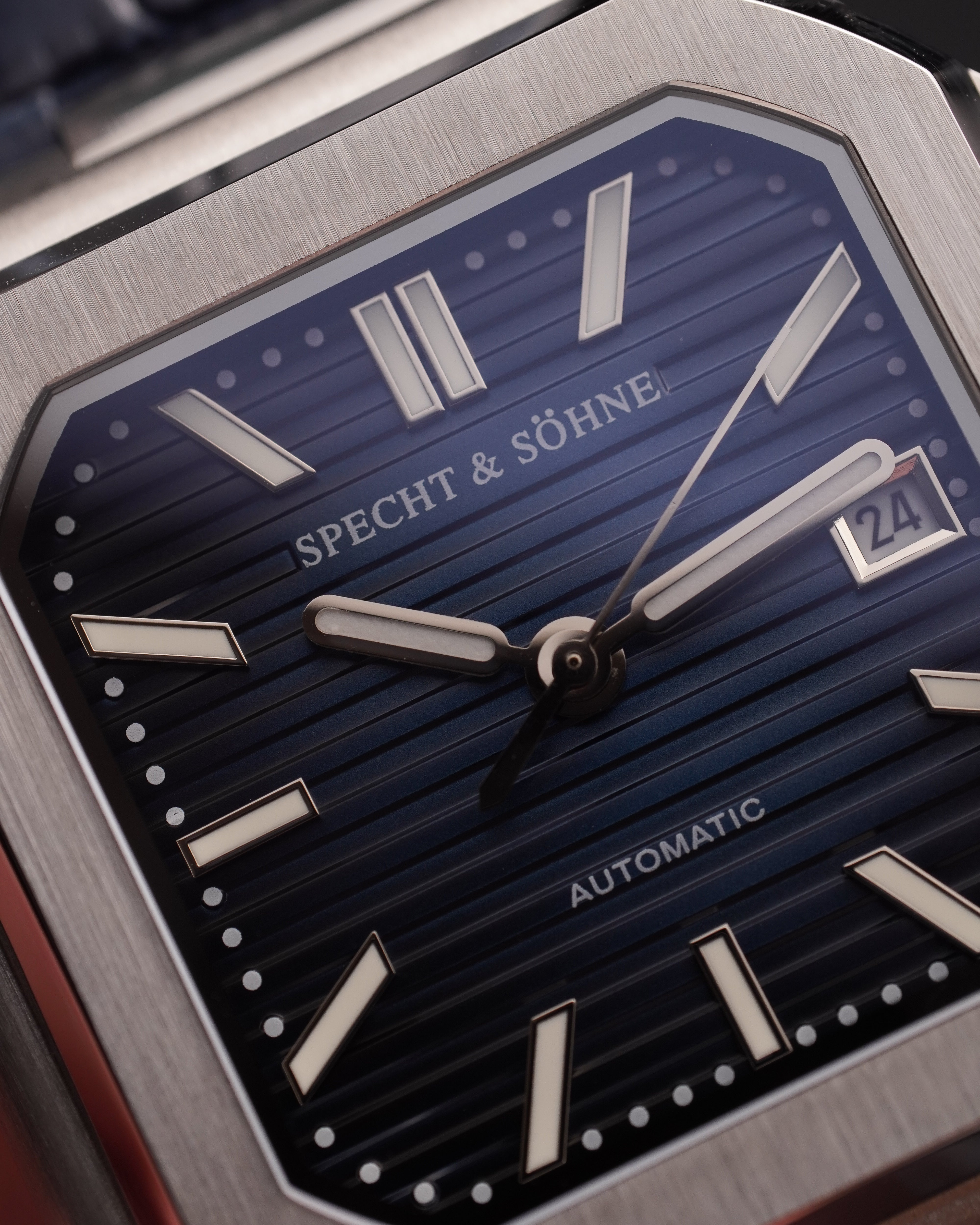 Specht & Söhne SP0028A2-L Automatic